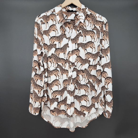 Jane & Delancey Womens Button Up Top Size‎ M Brown Zebra Print Roll Tab Eclectic - Picture 2 of 5